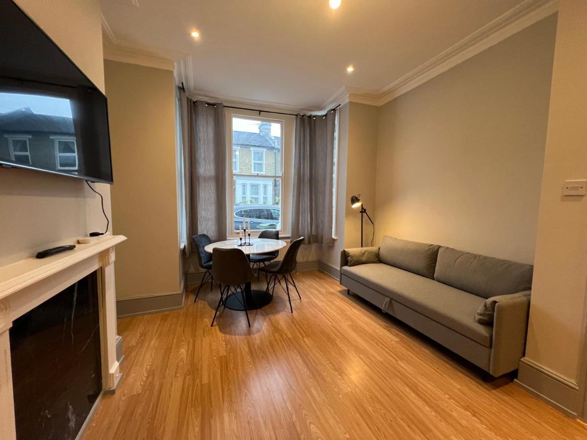 Lovely 2-Bedroom Victorian Flats Londres Extérieur photo