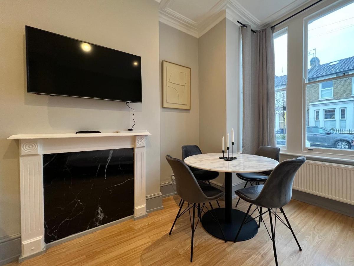 Lovely 2-Bedroom Victorian Flats Londres Extérieur photo