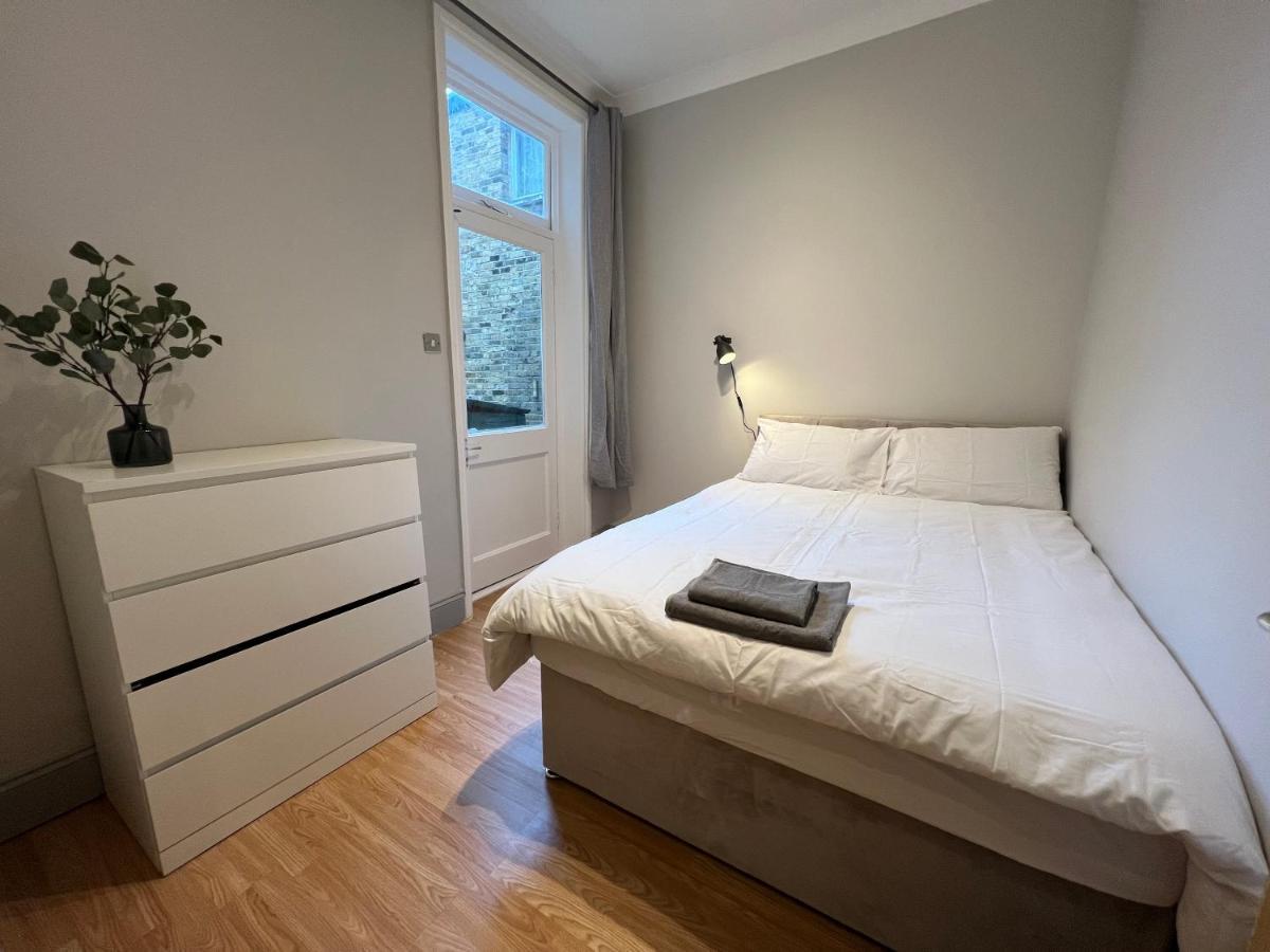 Lovely 2-Bedroom Victorian Flats Londres Extérieur photo
